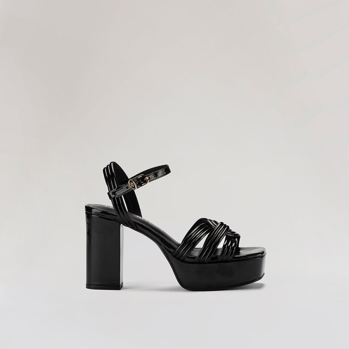 13302ARELYS.CHAROLNEGROESTUDIO1.jpg