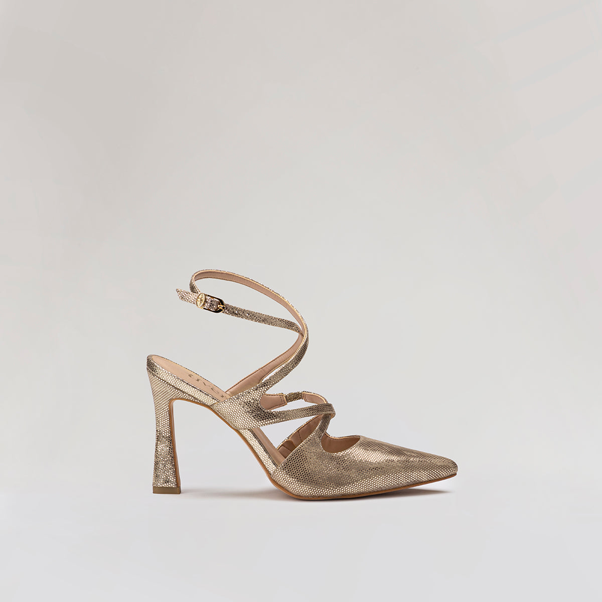 21307SANDRAOROESTUDIO1.jpg