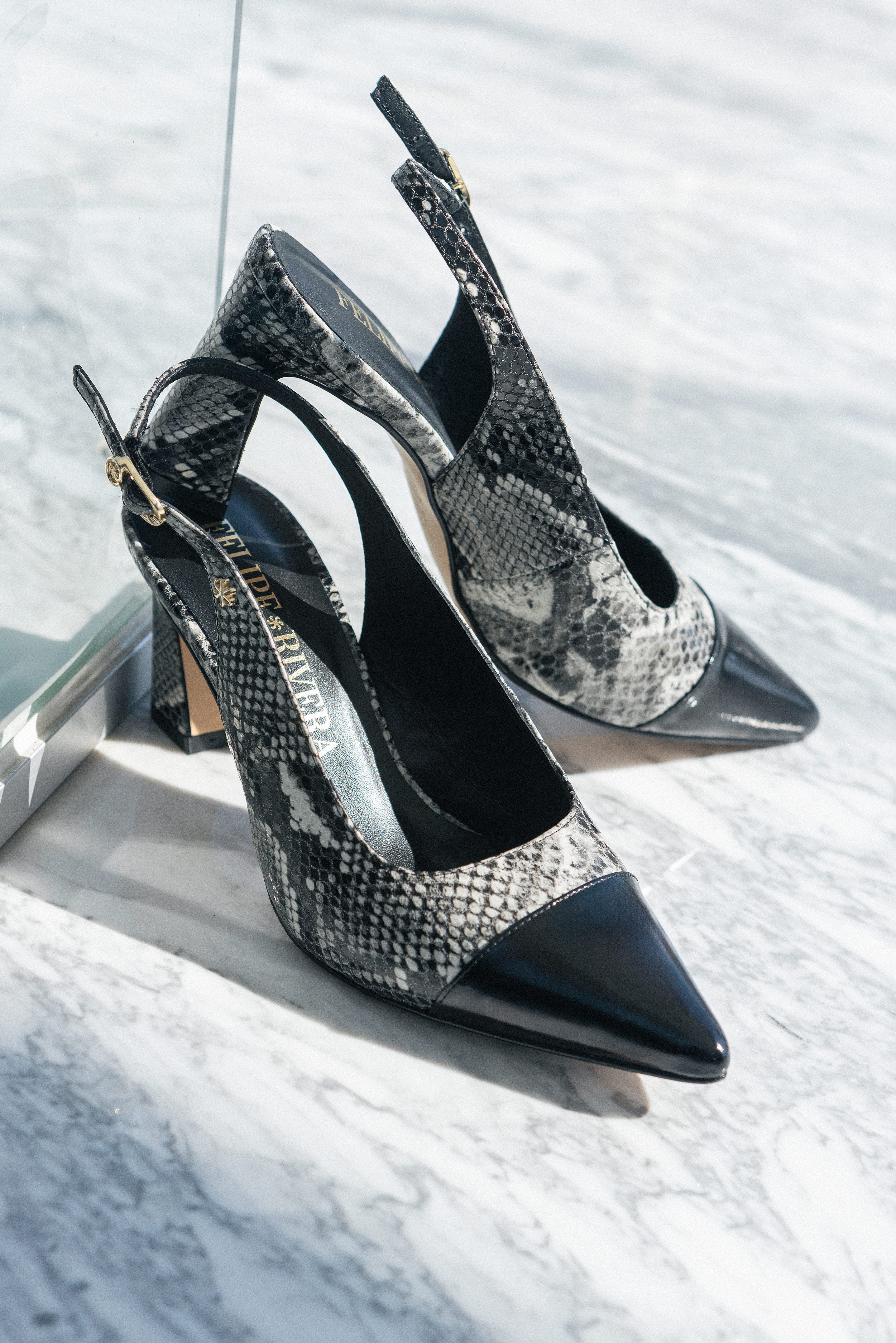 LUCERO BIAK BLANCO Y CHAROL NEGRO