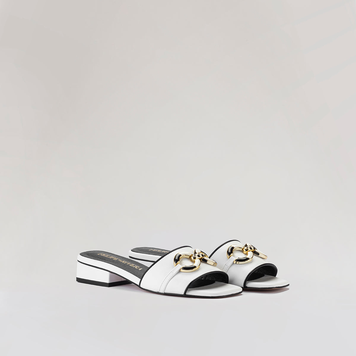 60909DANNAS.NAPABLANCO-S.NAPANEGROESTUDIO2.jpg