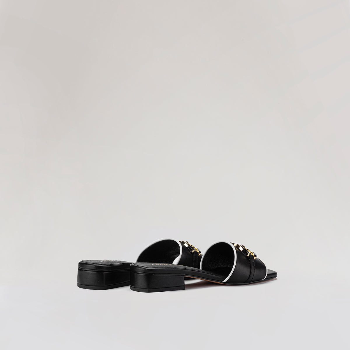 Danna Negro/Blanco