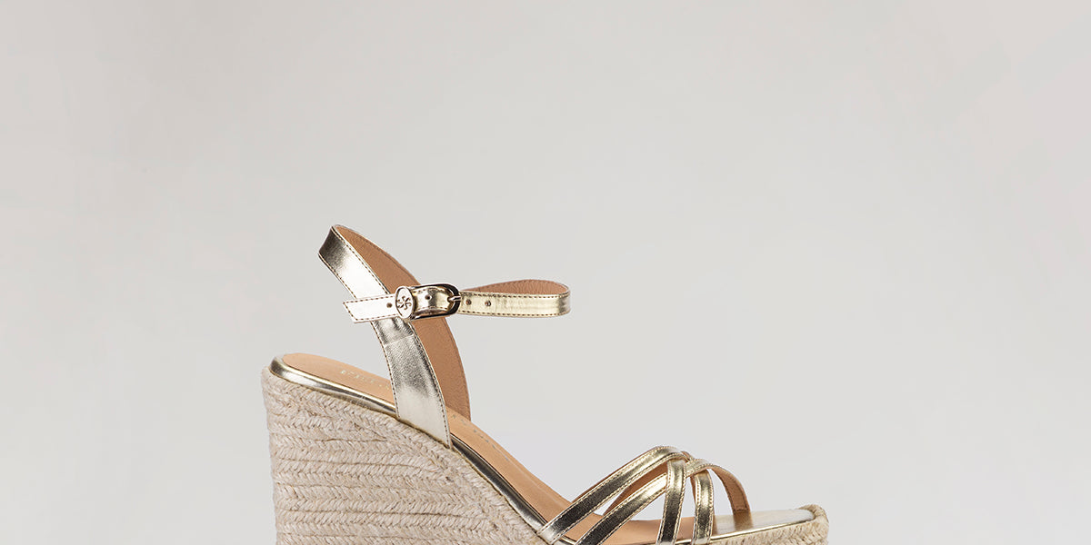61009ELIZAS.PLATINOESTUDIO1.jpg